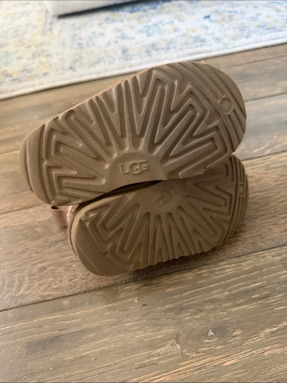 UGG Kids Chestnut Brown Suede Lace-Up Shearling Boots